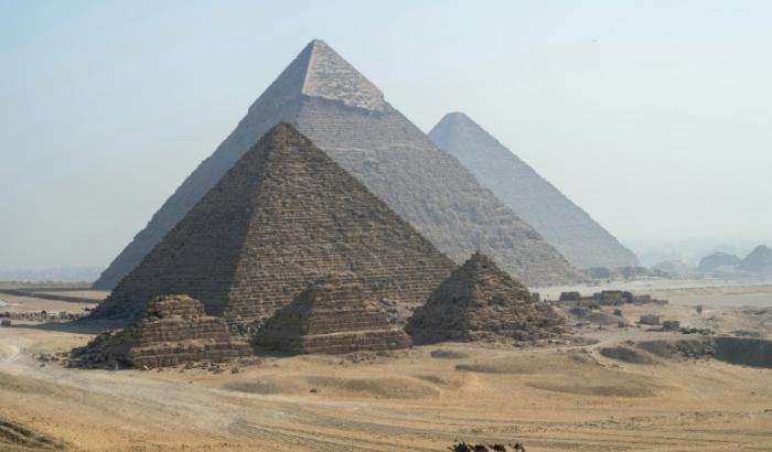 Les pyramides de Gizeh, le 3 mai 2024