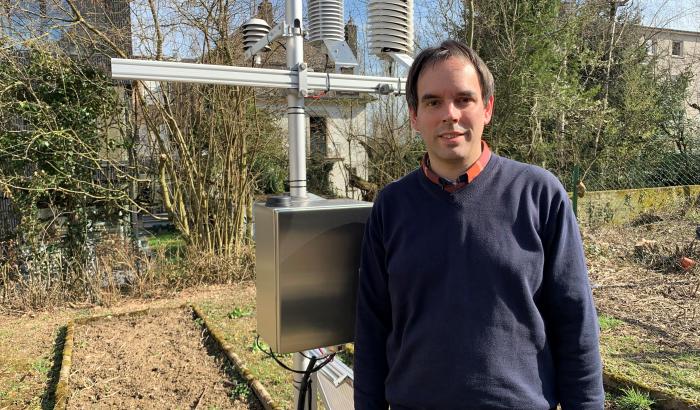 Foto de Dr Andrew Ferrone, chef du service météorologique de l’Administration des Services Techniques de l’Agriculture