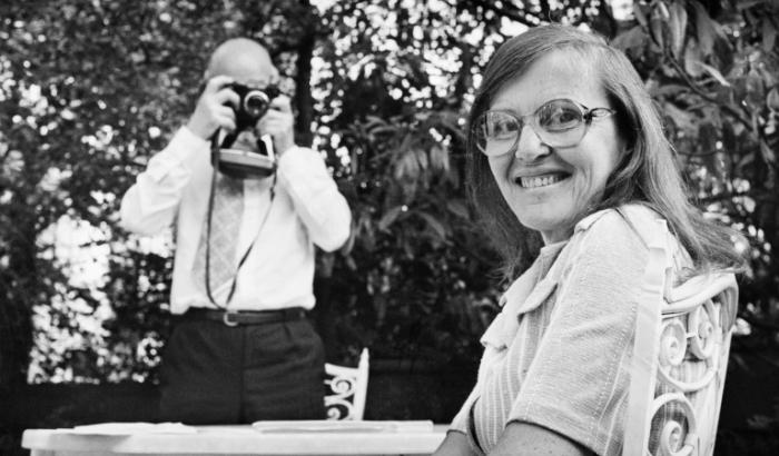 La mathématicienne et physicienne française Yvonne Choquet-Bruhat, photographiée après avoir été élue à l'Académie des sciences, le 14 mai 1979 à Antony, dans les Hauts-de-Seine