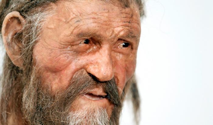 Rund 5300 Jahre nach dem Tod von Ötzi haben Wissenschaftler Hefe im Darm des Gletschermanns gefunden - und Brot daraus gebacken. Die Studie weist aber auch auf ernsthaftere Anwendungsmöglichkeiten hin.