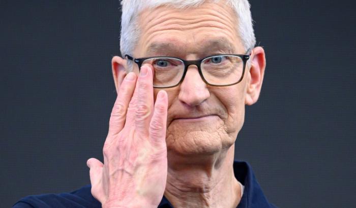 Der KI-Boom macht laut Apple-Chef Tim Cook höhere Preise für das iPhone und andere Produkte des US-Konzerns notwendig.