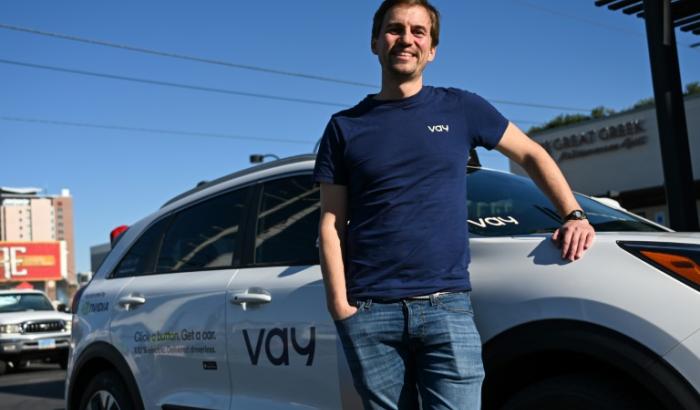 Telefahren als Konzept für die Mobilität der Zukunft - die Idee des deutschen Startups Vay sorgt auch auf der Messe für Unterhaltungselektronik (CES) in den USA für Aufsehen.