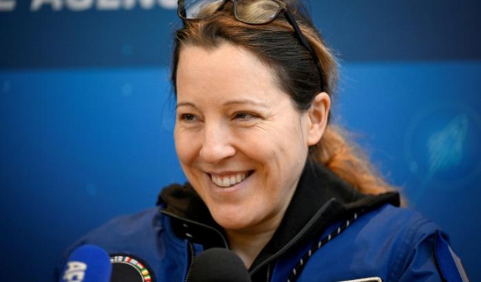 Für Reisen zum Mars ist es nach Ansicht der französischen Astronautin Sophie Adenot noch zu früh. "Wir sind nicht bereit, wir brauchen technologische Durchbrüche", sagte Adenot bei einer von der Europäischen Weltraumorganisation (ESA) organisierten Pressekonferenz in Köln.