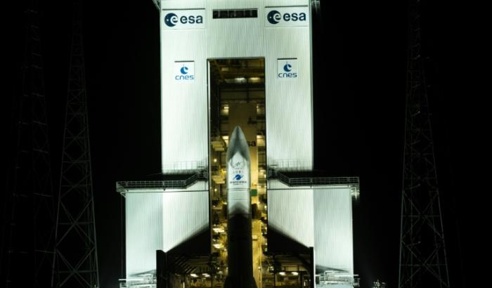 La fusée Ariane 6 sur son pas de tir à Kourou, en Guyane française, le 3 mars 2025
