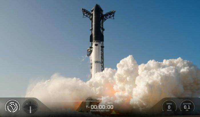 Das US-Raumfahrtunternehmen SpaceX hat den ersten erfolgreichen Testflug seiner Starship-Rakete seit dem Rekord-Börsengang im Juni absolviert. Die Rakete sei intakt und treibe im Ozean, erklärte Firmenchef Elon Musk.