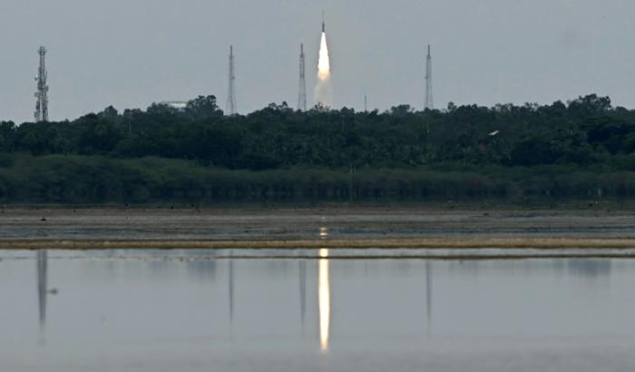 Décollage du lanceur "Vikram 1" de l'entreprise privée indienne Skyroot depuis le centre spatial de Sriharikota, dans le sud du pays, le 18 juillet 2026