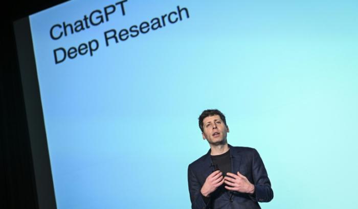 Das zuletzt durch die Konkurrenz von Deepseek aus China unter Druck geratene US-Unternehmen OpenAI hat eine neue Funktion für seinen KI-Chatbot ChatGPT angekündigt: Eine "Tiefenrecherche" soll detaillierte Berichte zu komplexen Themen ermöglichen.