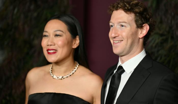 Le patron de Meta Mark Zuckerberg et son épouse médecin Priscilla Chan, le 29 octobre 2025 à New York