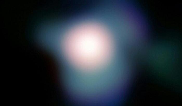 Astronomen ist es erstmals gelungen, ein Bild vom Begleitstern des Roten Überriesen Beteigeuze aufzunehmen. "Das ist der Abschluss einer jahrhundertelangen Suche", erklärte der Hauptautor der Studie, Miguel Montargès.