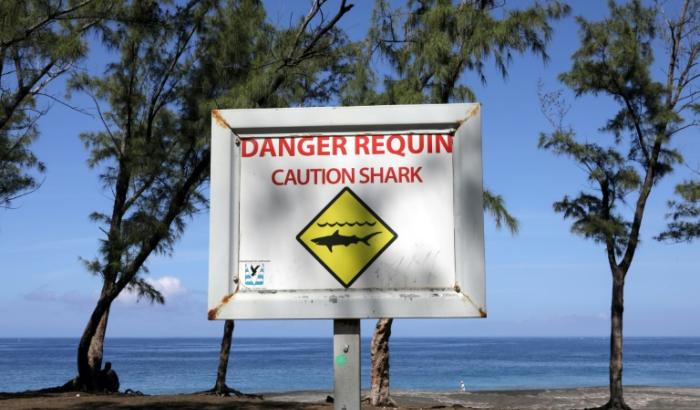 Sur la plage de l'Etang-Salé dans l'île de la Réunion, en mars 2019