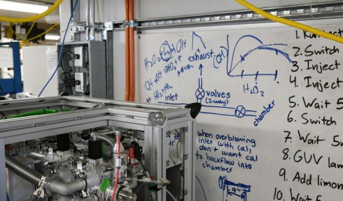 Equipement scientifique à Boulder, dans le Colorado le 12 mai 2026