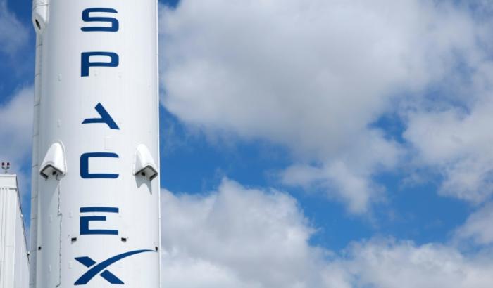 Si SpaceX est nécessaire, elle est aussi connue pour dépasser allégrement les délais et ses explosions spectaculaires lors de vols d'essai