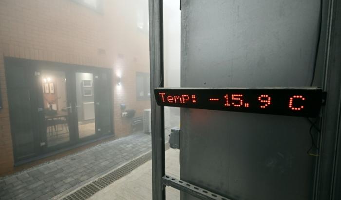 La température s'approche des -16°C pendant les expériences menées dans le laboratoire Energy House, le 24 janvier 2023