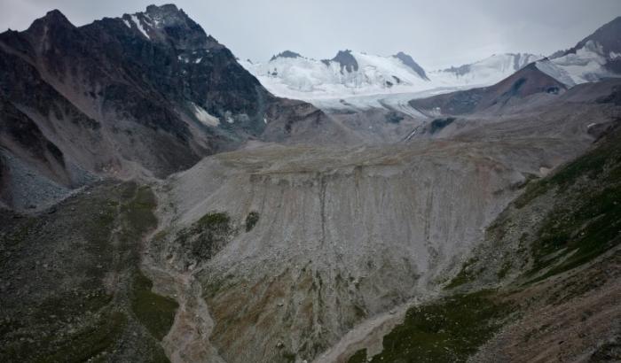 Le glacier Adygene, dans la chaîne de montagnes du Tian Shan, au Kirghizstan, le 7 juillet 2024