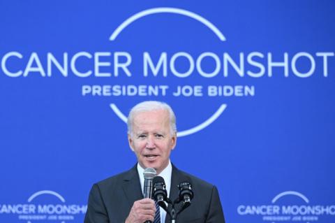 Le président américain Joe Biden lors de son discours sur le "Cancer Moonshot", à Boston, le 12 septembre 2022