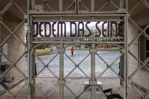 Die KZ-Gedenkstätte Buchenwald hat Hautpräparate erneut untersuchen lassen. Dabei bestätigte unter anderem bei einem kleinen Lampenschirm, das dieser "ganz offensichtlich menschlichen Ursprungs" ist.