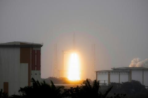 Voller Erfolg für die europäische Raumfahrt: Die neue europäische Trägerrakete Ariane 6 hat bei ihrem ersten kommerziellen Flug einen militärischen Beobachtungssatelliten ins All gebracht.