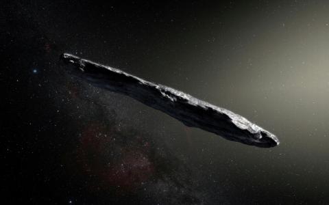 Impression d'artiste d'Oumuamua, le premier objet interstellaire jamais détecté par l'humanité dans le Système solaire