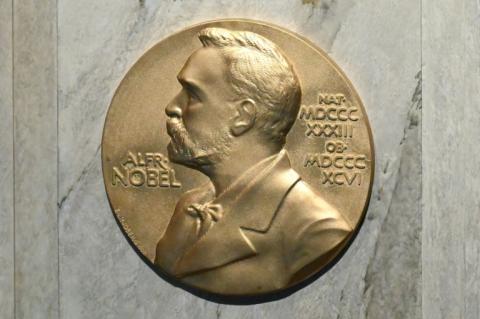 Die Schwedische Akademie der Wissenschaften gibt am Mittwoch (11.45 Uhr) bekannt, wer in diesem Jahr den Nobelpreis für Chemie erhält.