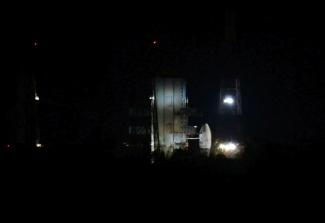 Weniger als eine Stunde vor dem geplanten Raketenstart ist die erste indische Mondlandemission abgebrochen worden. Die indische Weltraumbehörde erklärte in der Nacht auf Montag, es habe ein "technisches Problem" an der Trägerrakete gegeben.