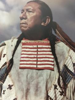 Ernie LaPointe, l'arrière-petit fils de Sitting Bull, dans un portrait fourni par la National Portrait Gallery de Washington