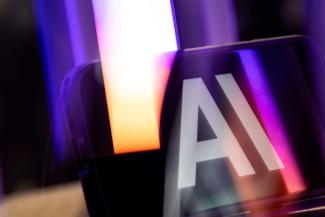 Trois maîtres de l'informatique théorique racontent à l'AFP les effets vertigineux de ces percées de l'IA, qui se multiplient et secouent la communauté scientifique