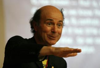 Frank Wilczek lors d'un sommet mondial en Equateur le 25 juin 2006