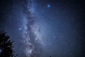 Le ciel étoilé au dessus de Fontainebleau en Seine-et-Marne, le 13 août 2023
