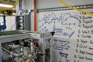 Equipement scientifique à Boulder, dans le Colorado le 12 mai 2026