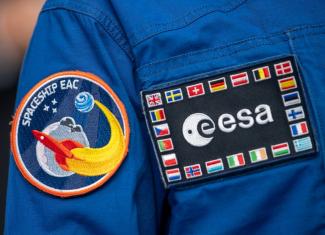 ESA-Chef Jan Wörner hat einen größeren deutschen Beitrag zu der europäischen Weltraumagentur ins Gespräch gebracht. Die Bundesrepublik finanziere derzeit 23 Prozent des Budgets. "Würde Deutschland noch ein bisschen was drauflegen, fände ich das gut."